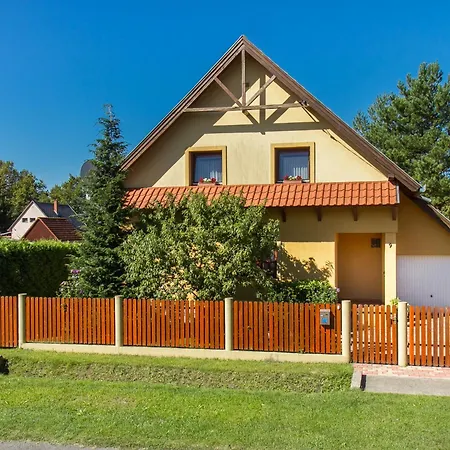 Maggio By Interhome Balatonkeresztúr